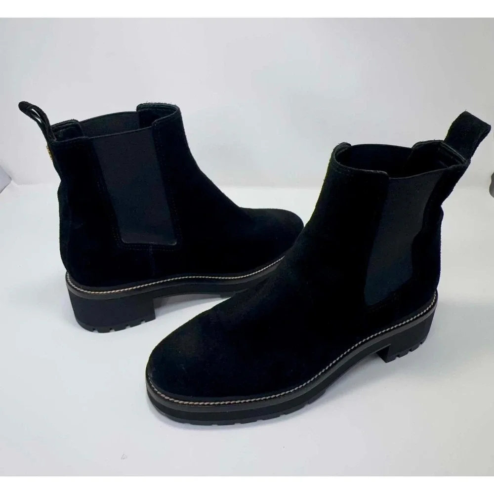 Tory Burch Chelsea Lug Boots Womens 9M Black Suede Pull On Ankle Booties Classic